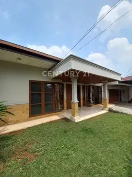Rumah Bagus Siap Huni Ada Swimming Pool Di Cipete JakSel