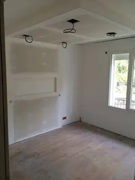 Partisi Jasa Tukang Pasang Wall Moulding Sekat Plafon PVC GRC Gypsum