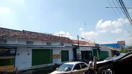 dijual rumah Ruko/Kios di Jl. Jend Sudirman / Jl. Gajah Mada Batang