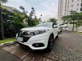 Honda HRV E AT 2021 (Putih) (LOW KM)