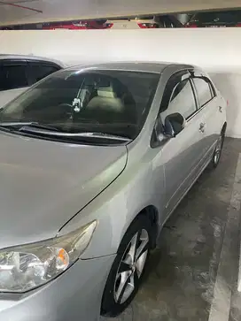 Toyota Corolla Altis 2010 Bensin