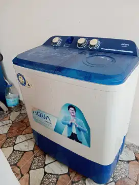 Mesin Cuci Aqua 8kg