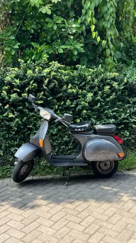 Vespa PX Exclusive 2 Original Abu2 gelap