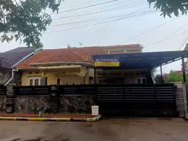 dikontrakan rumah besar dekat kawasan perguruan tinggi