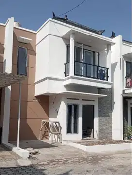 Rumah Dijual di Pasir Putih Sawangan Siap Huni Dekat Tol Desari