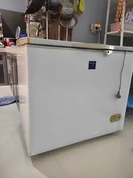 Chest Freezer Sharp Kondisi Masih Bagus Normal, Terawat,