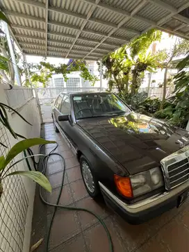 Dijual mobil mercy boxer tahun 1991 manual kondsi mesin bagus, body mu