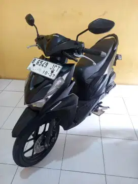 Beat delux 2022 hitam
