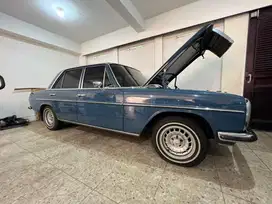Mercedes Benz Mercy Mini W115 200 CBU