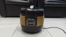 Butuh Uang, Dijual Murah Magic Com Merk Yong Ma