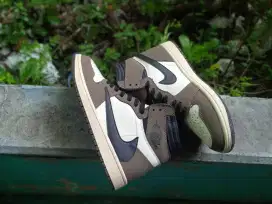 Jordan High x Travis Scott Mocca •Preloved,Second,Thrift•