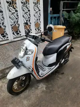 Honda Scoopy Donut 2018 Remote ss lengkap mesin bagus plat B DKI,