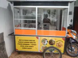 Gerobak bekas jualan