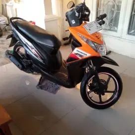 Honda Beat FI 2013 akhir, ban tubles, tangan pertama