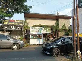 Rumah Cocok Untuk Usaha di Poros Jalan Sudimoro Sukarno Hatta