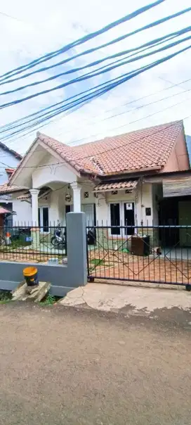 Dijual Rumah Hook di Jakarta Timur