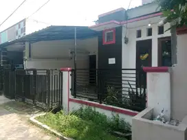 Disewakan Rumah Siap Huni Di Harapan Indah Bekasi