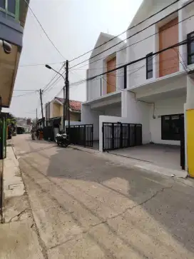 Dijual cepat rumah baru siap huni strategis di lubang Buaya Jaktim