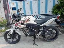 Honda Cb150 Putih