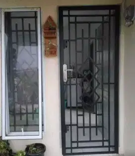 teralis pintu besi