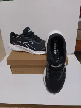 DIADORA DIAX24F1003B MOSE (M) NO. 41 BLACK