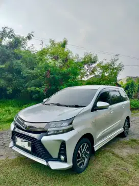 New Avanza Veloz 1.5 2019 matic silver istimewa