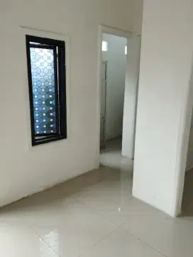 Kontrakkan berAC Samping Masjid