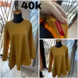 Baju atasan,kondisi masih sgt bagus