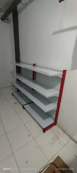 Rak minimarket kokoh