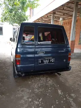 Kijang super 1990