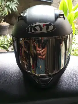 Kyt R10 size M black doff