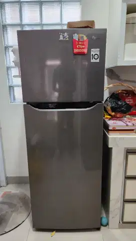 Di jual kulkas LG smart Inventer