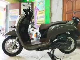 Dp.UM500RB SCOOPY STYLISH 2018