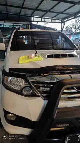 Salon Mobil/Poles Mobil Panggilan/Nano Ceramic Coating/Mobil Motor
