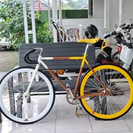 Sepeda fixie doltrap