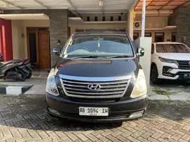 Hyundai H-1 2012 Bensin