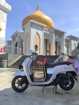 Jual Cepat 2023 Yamaha Fazzio Hybrid Keyless