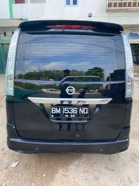 Nissan Serena (2014)