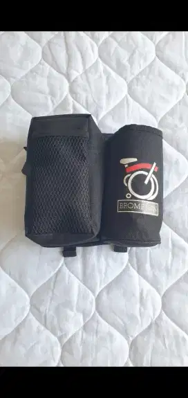 Tas botol minum hitam sepeda lipat bicycle black bag brompton seli