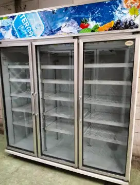 Showcase chiller 3 pintu Sanden intercool