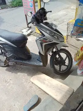 Jual motor Vario carbu