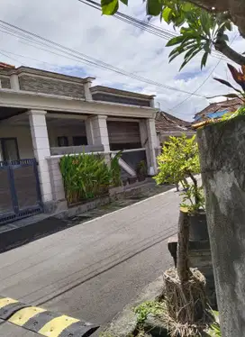 Jual Rumah 2lt Lokasi Padang Sambian Denpasar area Hunian Strategis
