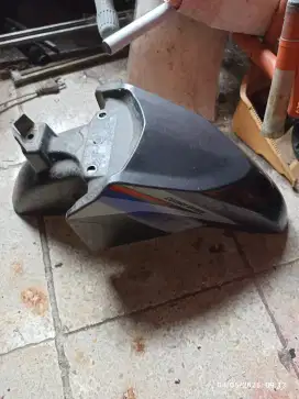 Spakbor depan honda vario 125