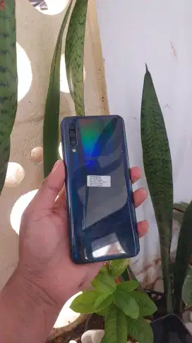 Samsung A50 4/64 hp aja mulus