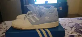 Sepatu Adidas Forum original 2nd Soze 40⅔