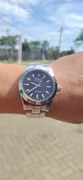 Rolex Milgauss 40mm Auto - Preloved 95%