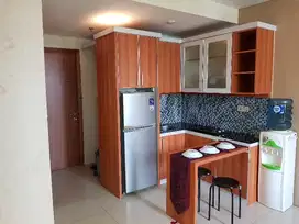 sewa bulanan harian 2bedroom woodlandpark residence kalibata