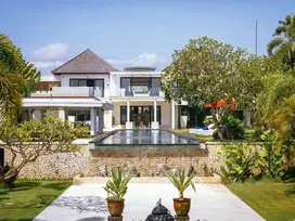 Luxury Villa 150 meter ke pantai Cemagi, 5 kamar tidur