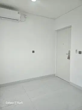 Jual Cepat! Unit Apt. Paladian Park Full Furnish Siap Huni, Nego