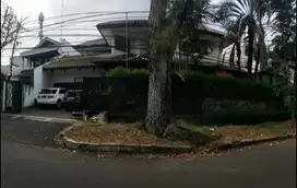Dijual rumah sayap dago